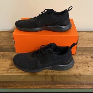 Nike flex runners